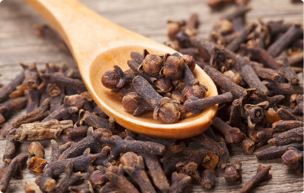 Kā palīdz Krustnagliņa Ēteriskā eļļa?