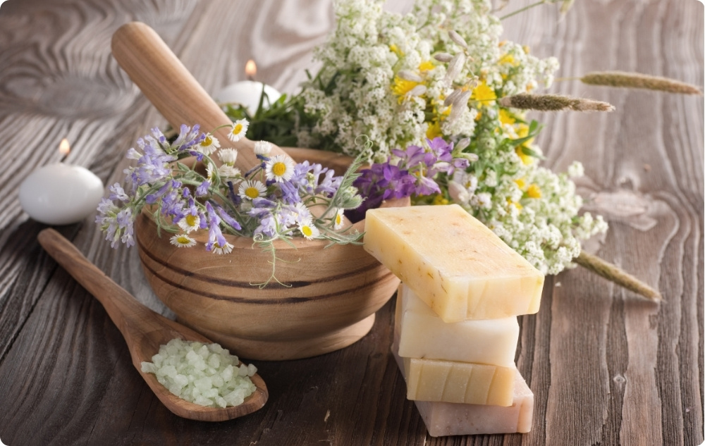 Kā zāļu vanna ādas un galvas ādas saspringumam